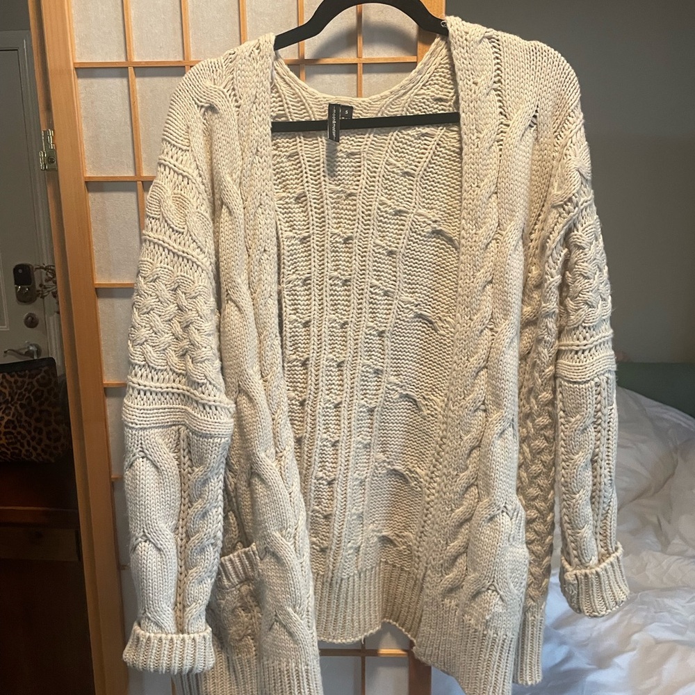 Moon & Madison Cream Chunky Knit Cardigan
